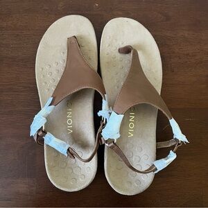 Vionic Tan Leather Footwear